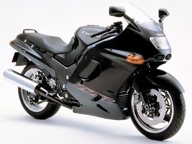 1999年 ZZR1100 エボニー(カタログメイン)