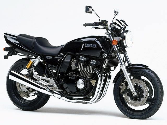 ヤマハ（YAMAHA） XJR400の型式・スペックならバイクブロス