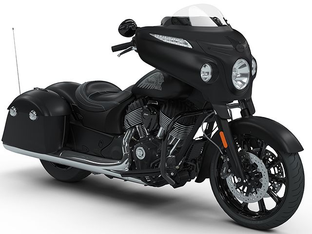 2018年 Chieftain Dark Horse Thunder Black Smoke（カタログメイン）