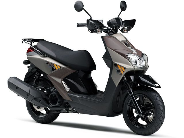 2018年 BW'S 125 マットチタン1（カタログメイン）