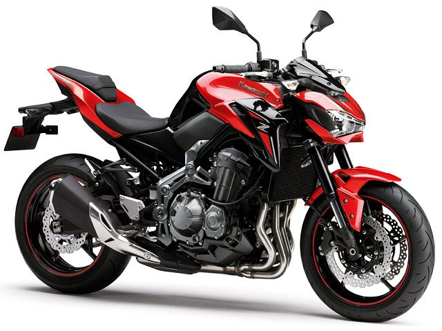 2018年 Z900 キャンディパーシモンレッド×メタリックスパークブラック（カタログメイン）