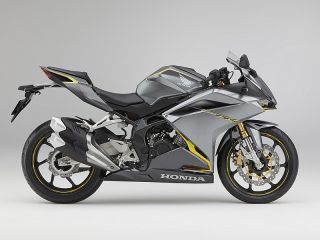 2018年 CBR250RR ABSソードシルバーメタリック