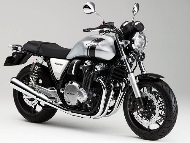 2018年 CB1100RS デジタルシルバーメタリック（カタログメイン）