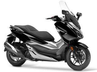 2018年 FORZA300Pearl Nightstar Black