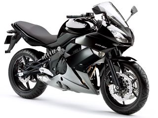 2010年 ER-6f ABSエボニー×メタリックファントムシルバー