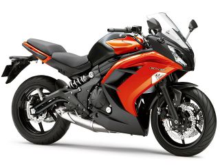 2014年 ER-6f ABSキャンディバーントオレンジ×メタリックフラットスパークブラック
