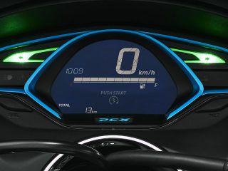年 PCX ELECTRIC