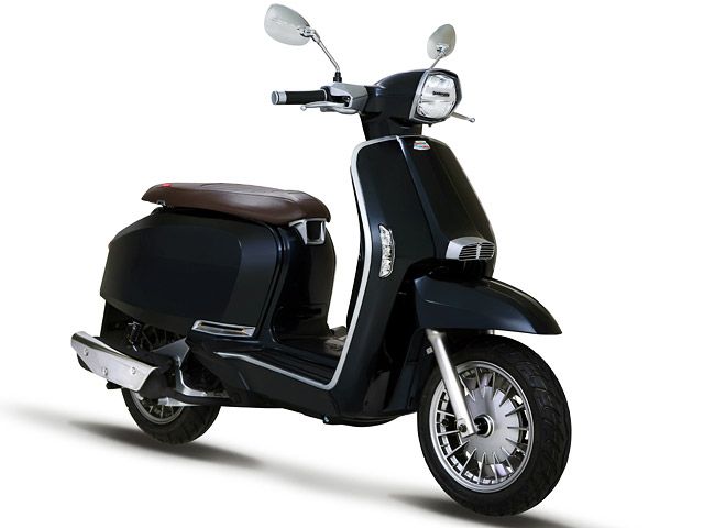 ランブレッタ（LAMBRETTA） V125スペシャル | V125 Specialの型式・スペックならバイクブロス