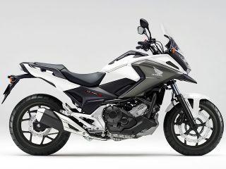 2019年 NC750Xパールグレアホワイト