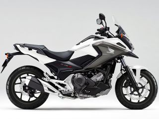 2019年 NC750X Dual Clutch Transmissionパールグレアホワイト
