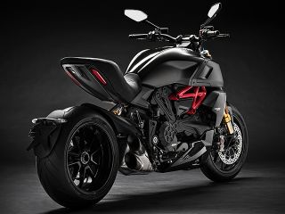 2019年 Diavel 1260S（リアビュー）