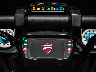 2019年 Diavel 1260S（メーター表示イメージ）