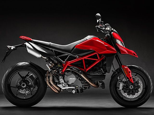 2019年 Hypermotard 950 レッド（カタログメイン）