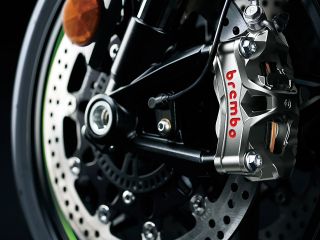 2019年 Ninja H2 Carbon（ブレンボStylemaキャリパー）