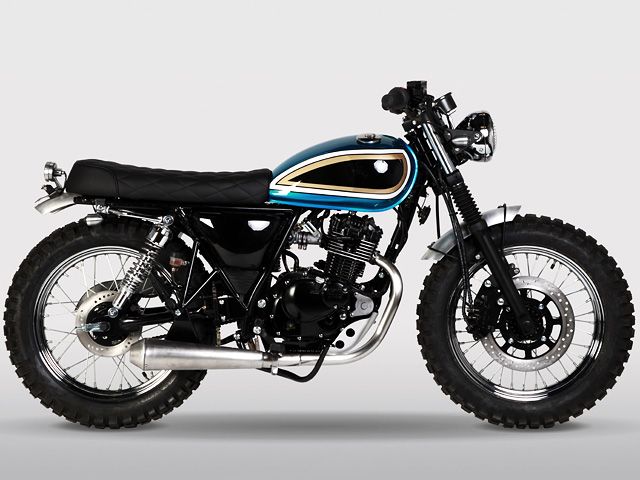 2019年 SUPER-4 125 ブルー（カタログメイン）