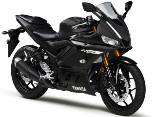 2019年 YZF-R25マットブラック2