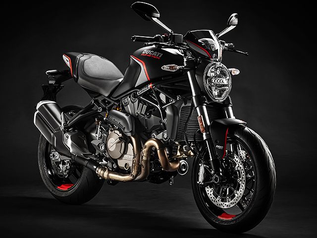 2019年 Monster 821 STEALTH ダークステルス（カタログメイン）