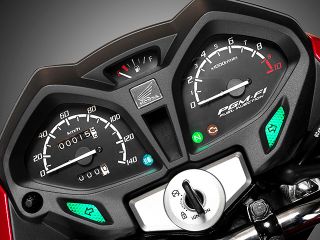 2015年 CB125F（メーター表示イメージ）