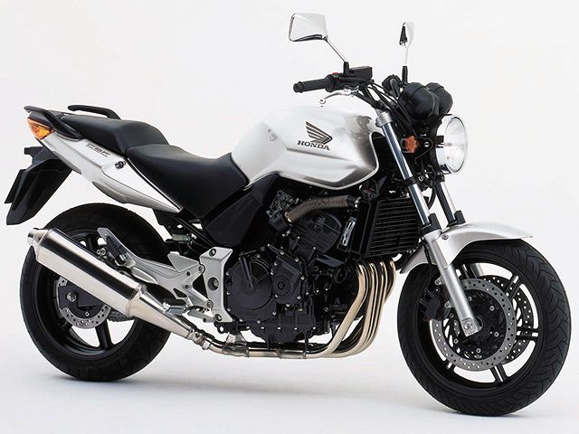 2005年 CBF600 (カタログメイン)