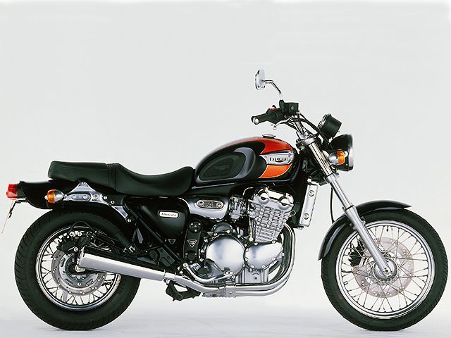 トライアンフ（TRIUMPH） アドベンチュラー | Adventurerの型式・諸元