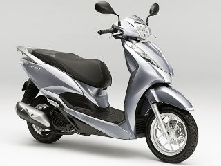 2020年 LEAD 125ランベントシルバーメタリック