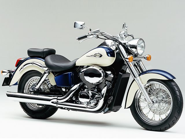 1999年 Shadow 750 パールグレートブルー×パールアイボリークリーム（カタログメイン）