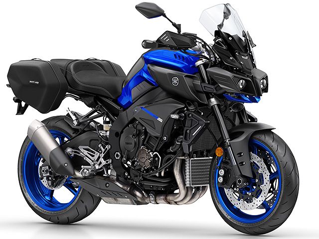 2018年 MT-10 Tourer Edition Race Blue（カタログメイン）