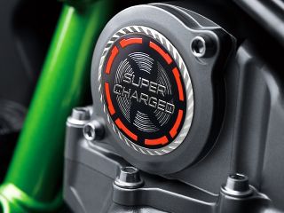 2020年 Ninja H2 Carbon（スーパーチャージャーを搭載）