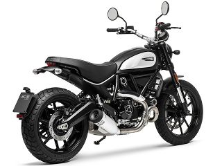 2020年 Scrambler Icon Dark（リアビュー）