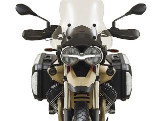 2020年 V85 TT Travel（フロントマスク）