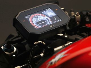 2020年 BRUTALE 1000 RR（メーター表示イメージ）