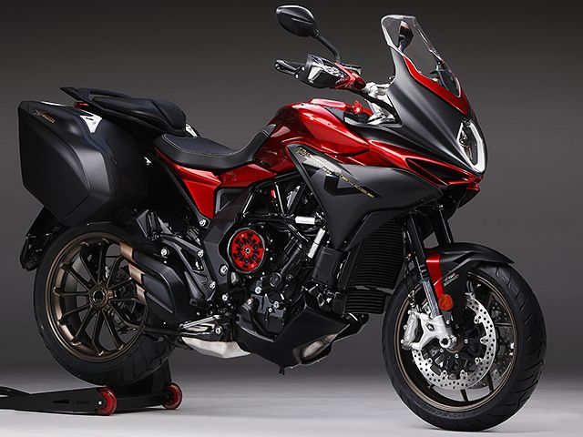 2020年 TURISMOVELOCE 800 LUSSO SCS FIRE RED/DARK METALLIC OPAQUE GREY（カタログメイン）