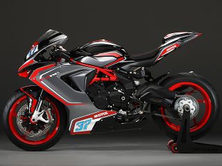 2020年 F3 800 RC（サイドビュー）