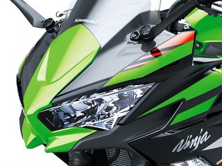 2020年 Ninja 650 KRT Edition（ヘッドライトイメージ）