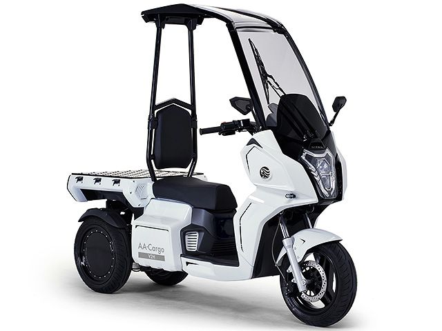 2020年 AA-Cargo α V2H （フロントビュー）（カタログメイン）