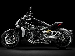 2020年 X Diavel S（サイドビュー）