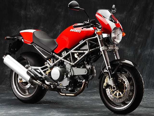 2004年 Monster 620 CAPILEX （カタログメイン）