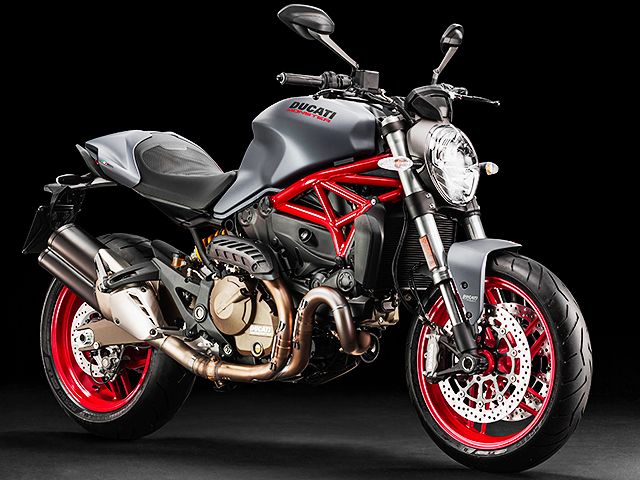 2017年 Monster 821 （カタログメイン）