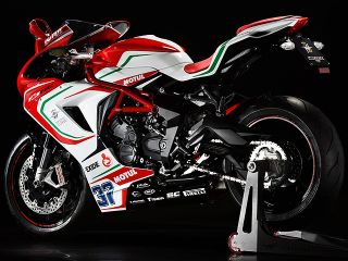 2017年 F3 800 RC（リアビュー）