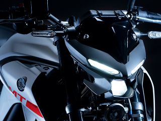 2020年 MT-03 ABS（ヘッドライト点灯イメージ）