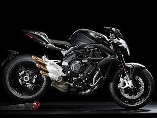 2018年 BRUTALE 800ブラック/ホワイト