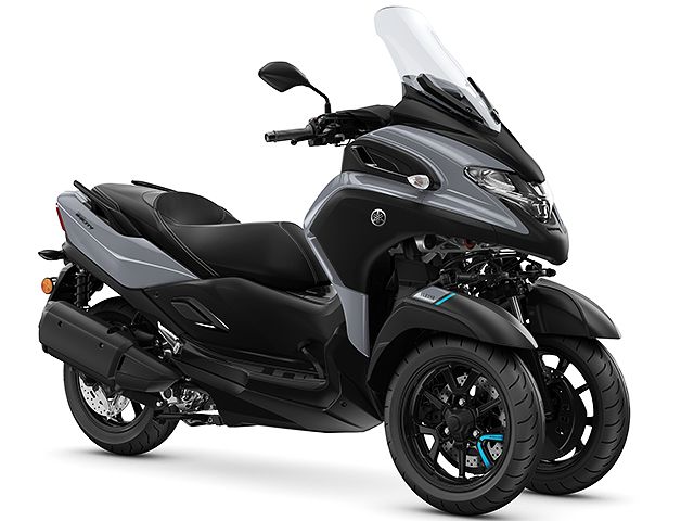 2020年 TRICITY 300 Icon Grey(カタログメイン)