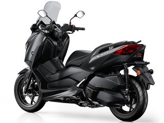 2020年 XMAX 300（リアビュー）