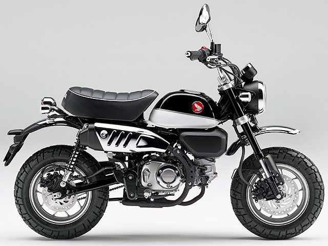 2020年 MONKEY125 パールシャイニングブラック（カタログメイン）