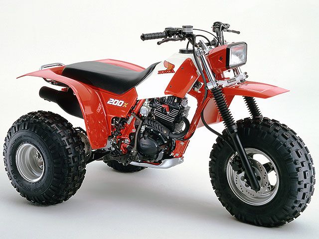 ホンダ（HONDA）1983年 ATC200X・新登場のカタログ情報 | 沖縄のバイクを探すなら【グーバイク沖縄】