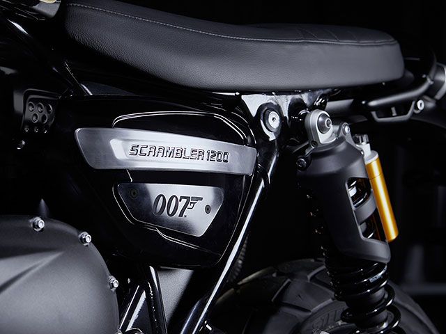 トライアンフ（TRIUMPH） スクランブラー1200ボンドエディション