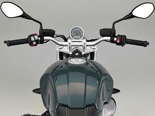 2020年 R nineT Pure（ハンドルまわりイメージ）