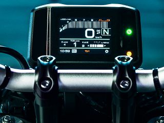 2021年 MT-09（メーター表示イメージ）