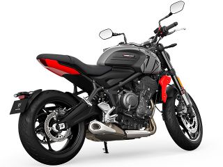 2021年 TRIDENT 660（リアビュー）