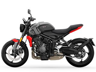 2021年 TRIDENT 660（サイドビュー）